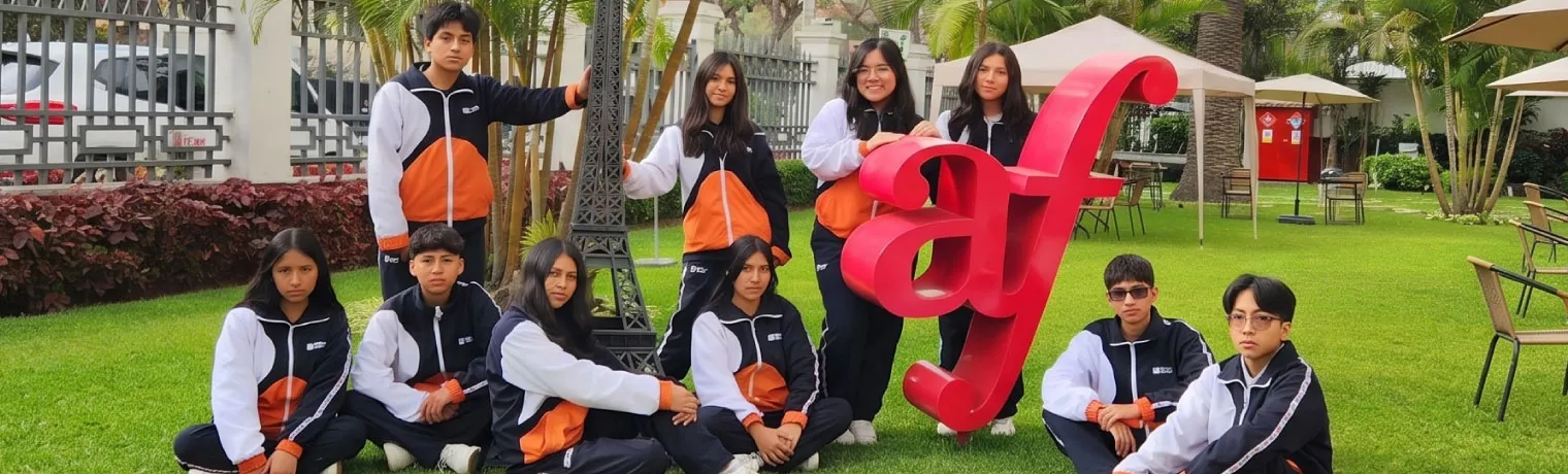 Estudiantes Colegios Zárate - Misión institucional